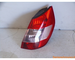 Fanale  Destro Renault Scenic 2004 COD 8200493375