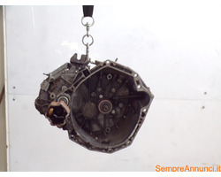 Cambio manuale Nissan Juke 1.5 dci 2012 cod 320101KG0C